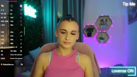 Betty Grey online show from September 28, 6:50 pm