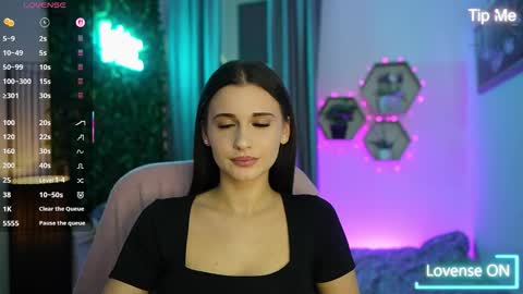 Betty Grey online show from October 5, 7:10 pm