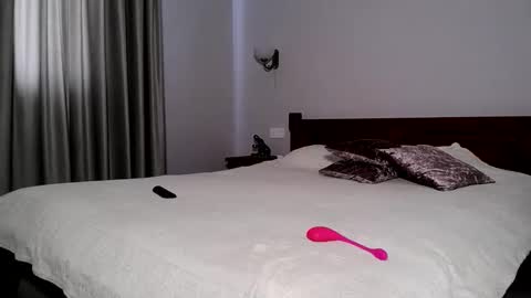betty_sw online show from June 4, 2:34 pm