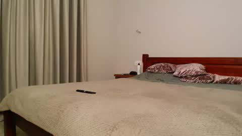 betty_sw online show from March 12, 3:29 pm