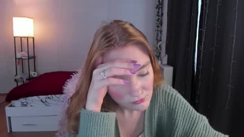 Snapshot of betty_witchy chatting on October 7, 3:02 am Dory make me happier online show from October 7, 3:02 am