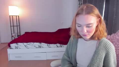 Snapshot of betty_witchy chatting on September 24, 4:19 am Dory make me happier online show from September 24, 4:19 am