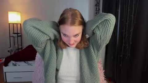 Snapshot of betty_witchy chatting on October 15, 2:37 am Dory make me happier online show from October 15, 2:37 am