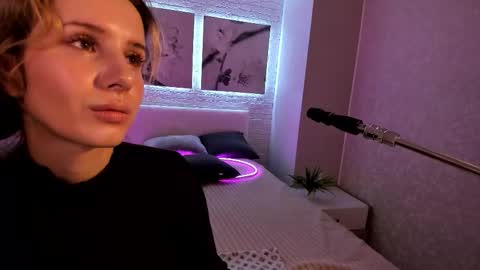 Betty online show from October 26, 8:08 pm