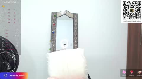 Snapshot of beuty_goddes777 chatting on March 4, 8:13 am Nicolle Aviles online show from March 4, 8:13 am