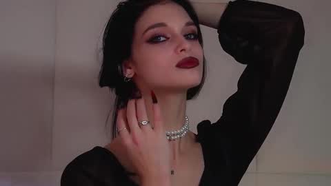 Beverly online show from November 8, 7:44 am