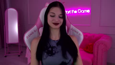 Snapshot of beverlyyork chatting on February 12, 6:51 am Beverly online show from February 12, 6:51 am