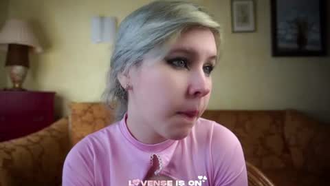 Eliz online show from July 15, 2:39 am