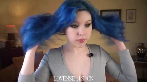 Eliz online show from April 27, 2:42 am