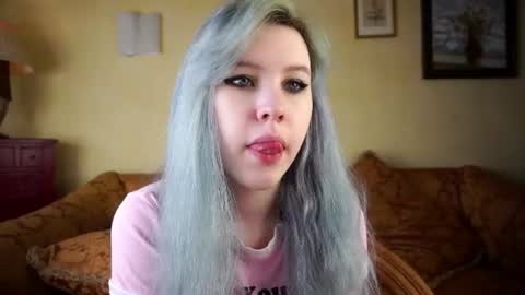 Eliz online show from June 14, 2:35 am