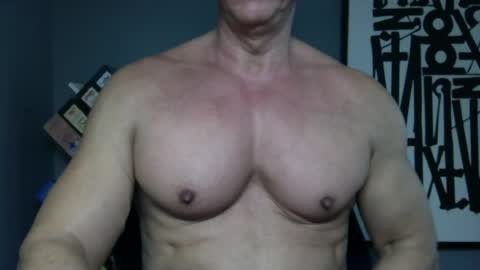 BGDKMUSCLEGUY - SELECTED BY CHATURBATE AS A TOP BROADCASTER FOR 2023 online show from June 17, 1:43 am