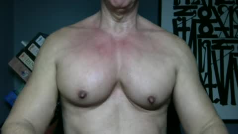 BGDKMUSCLEGUY - SELECTED BY CHATURBATE AS A TOP BROADCASTER FOR 2023 online show from June 15, 2:36 am