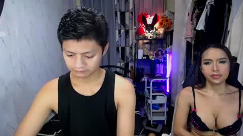 bhillrhey121103 online show from June 16, 7:23 am