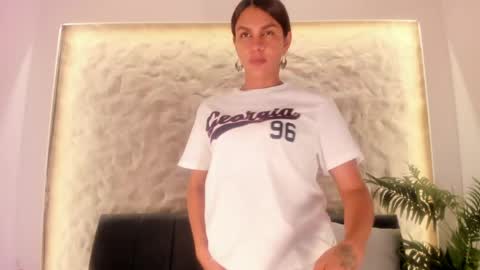 bianca_angel_ online show from May 8, 8:36 pm