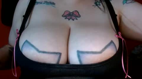 bianca online show from April 25, 1:52 pm