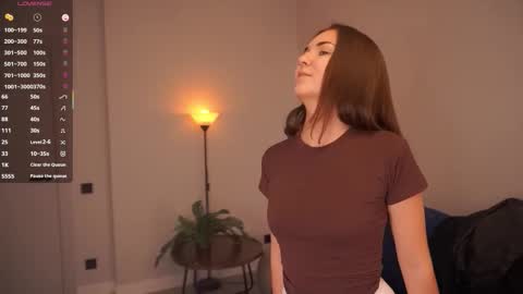 Ophelia online show from October 11, 6:00 pm