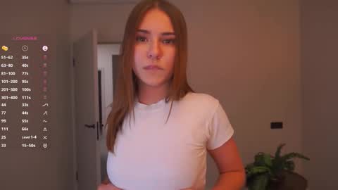 Ophelia online show from November 4, 6:20 pm