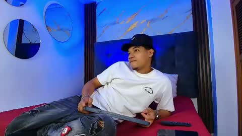 Bick Khonn online show from May 20, 8:04 pm