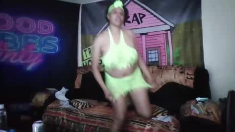 thatcoupledawg online show from March 28, 5:53 am