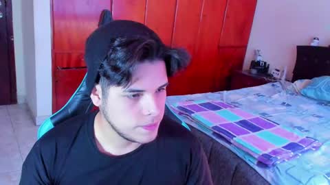 Snapshot of big_cockjughead chatting on September 25, 7:32 pm Logan Sprouse online show from September 25, 7:32 pm