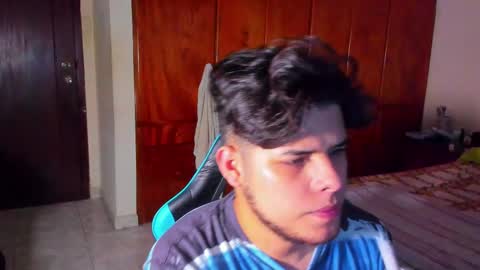 Snapshot of big_cockjughead chatting on October 13, 5:59 pm Logan Sprouse online show from October 13, 5:59 pm