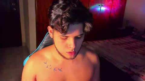Snapshot of big_cockjughead chatting on October 21, 10:35 pm Logan Sprouse online show from October 21, 10:35 pm