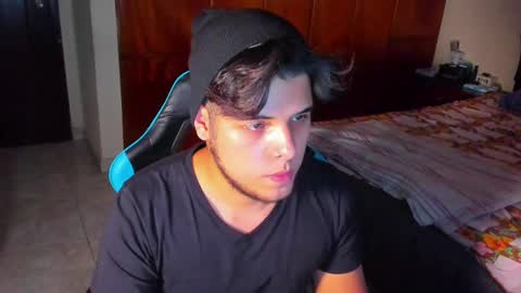 Snapshot of big_cockjughead chatting on October 16, 9:46 pm Logan Sprouse online show from October 16, 9:46 pm