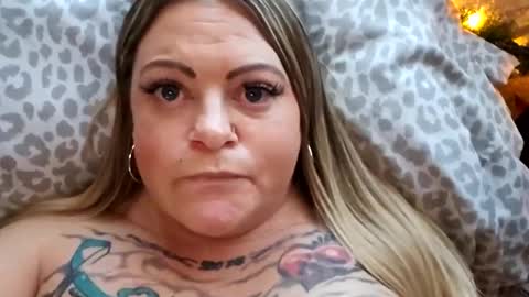 Tiffany online show from January 12, 11:04 pm