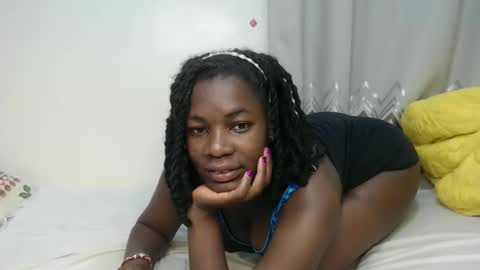 Snapshot of bigboobys123 chatting on October 21, 3:11 am bigboobys123 online show from October 21, 3:11 am
