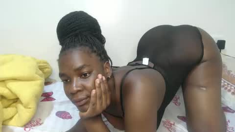 bigboobys123 online show from March 12, 4:00 pm