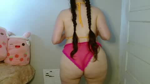 Isabella online show from July 7, 6:34 pm