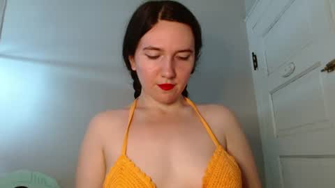 Isabella online show from July 5, 4:58 pm