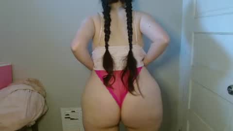 Isabella online show from July 25, 8:07 pm