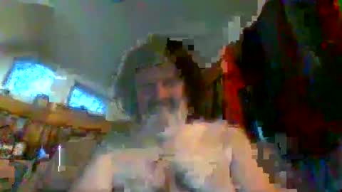 Snapshot of bigboy_604630544 chatting on February 17, 1:33 pm bigboy_604630544 online show from February 17, 1:33 pm
