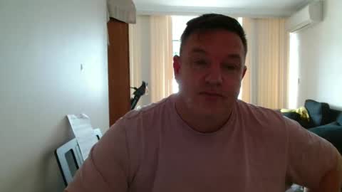 bigboybenny176 online show from May 2, 1:44 am