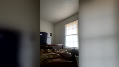bigbthed2 online show from May 3, 1:39 pm