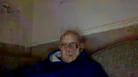 bigbumlover2377 online show from March 19, 10:04 pm