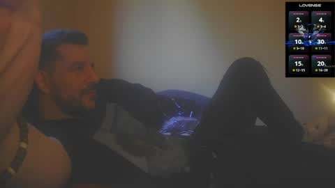 Jon - Im Straight online show from June 26, 11:32 pm