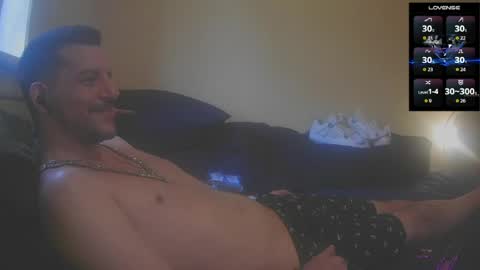 Jon - Im Straight online show from July 28, 4:39 pm
