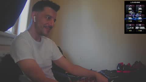 Jon - Im Straight online show from October 15, 6:20 pm