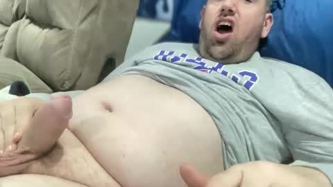 bigcocksuckingslut online show from February 19, 1:49 am