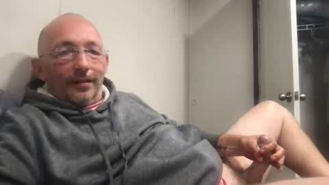 bigdaddydelight online show from June 20, 3:35 am