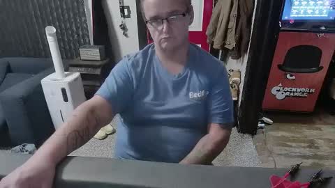 Snapshot of bigdbrillion chatting on October 31, 9:15 pm Darryl online show from October 31, 9:15 pm