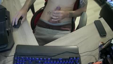 bigdick2131991 online show from May 6, 6:03 pm