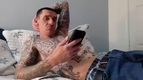 Can you make me cum online show from March 18, 7:36 am