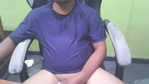 bigdickguyaux online show from January 6, 5:50 pm