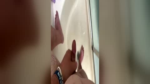 bigheaded447cock online show from June 14, 1:24 pm