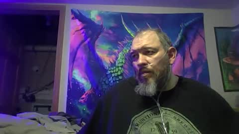 bigman42of0rlife online show from May 2, 1:33 am