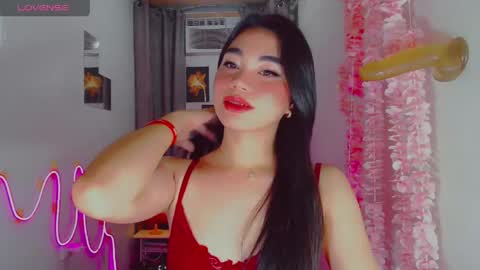 kiaaannaaaa online show from April 25, 10:51 pm