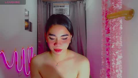 kiaaannaaaa online show from May 8, 1:55 am